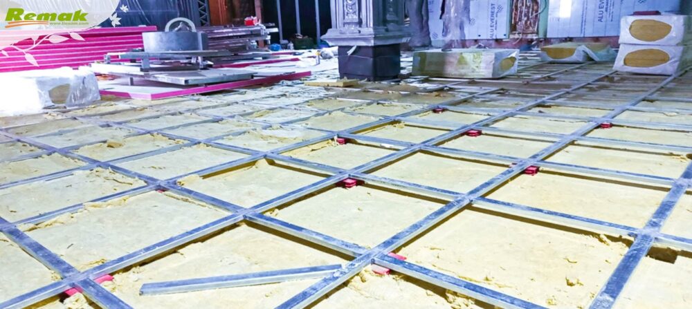 Thi công cách âm sàn bằng bông khoáng Remak